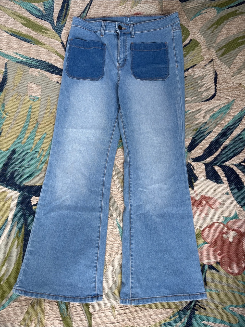 Time and Tru Light Blue Denim Jeans with Dark Blue Patch Pockets